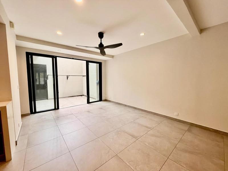 2.5-storey Terraced House for Sale in Taman Tun Dr Ismail (Kuala Lumpur) - Yin Peng . - Dining Room - PropertyGuru.com.my