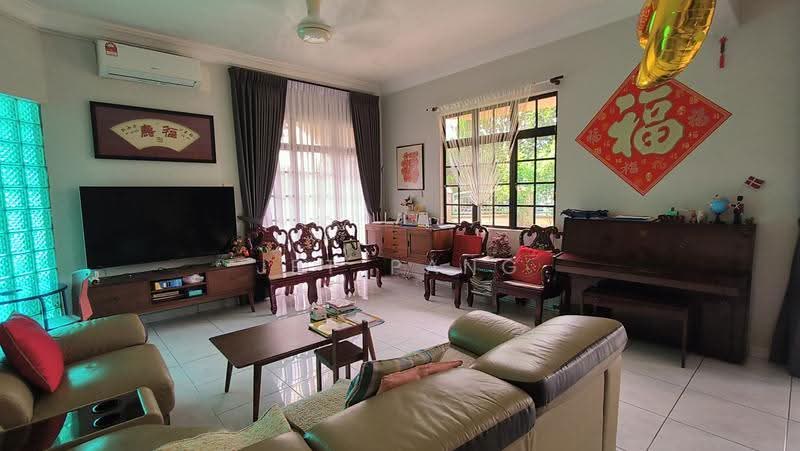 2-storey Terraced House for Sale in Taman Molek (Johor Bahru) - Jet Pang - Living Room - PropertyGuru.com.my