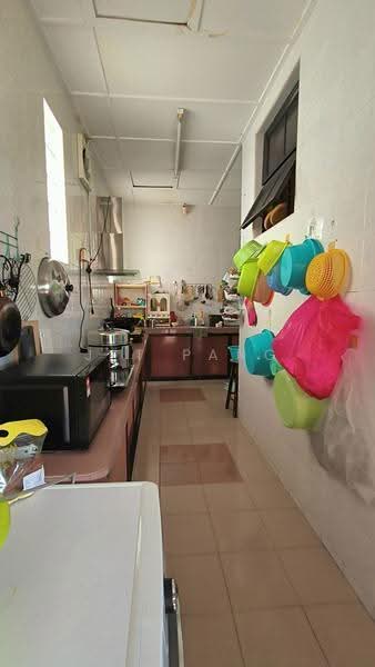 2-storey Terraced House for Sale in Taman Molek (Johor Bahru) - Jet Pang - Kitchen - PropertyGuru.com.my