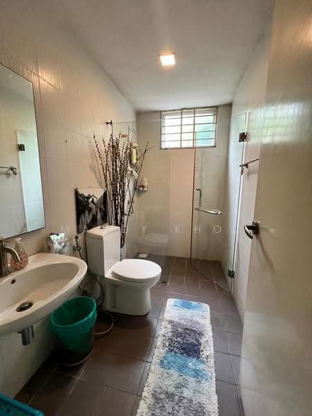 Semi-Detached House for Sale in Gombak (Selangor) - Mandy Khoo - Bathroom - PropertyGuru.com.my
