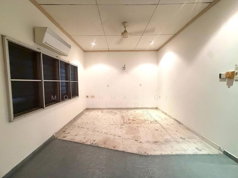 Rumah Banglo untuk Dijual di Kampung Tunku (Petaling Jaya) - Mohammad Din Majid - Interior - PropertyGuru.com.my