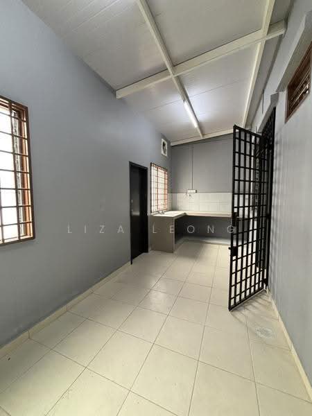 2-storey Terraced House for Rent in Taman Nusa Indah (Iskandar Puteri (Nusajaya)) - Liza Leong - Kitchen - PropertyGuru.com.my