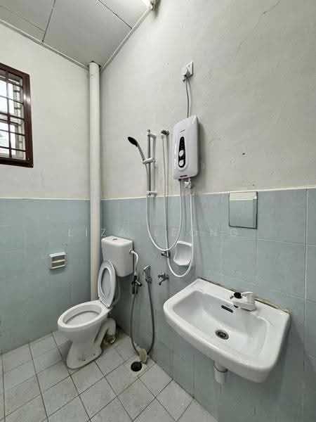 2-storey Terraced House for Rent in Taman Nusa Indah (Iskandar Puteri (Nusajaya)) - Liza Leong - Bathroom - PropertyGuru.com.my