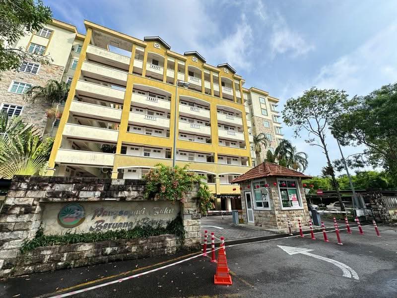 Pangsapuri untuk Dijual di Pangsapuri Bukit Beruang Bestari (University View) - Celine Chen - Exterior - PropertyGuru.com.my
