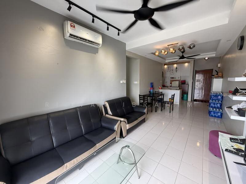 Kondominium untuk Dijual di Park Avenue - Ridwan Ibrahim - Living Room - PropertyGuru.com.my