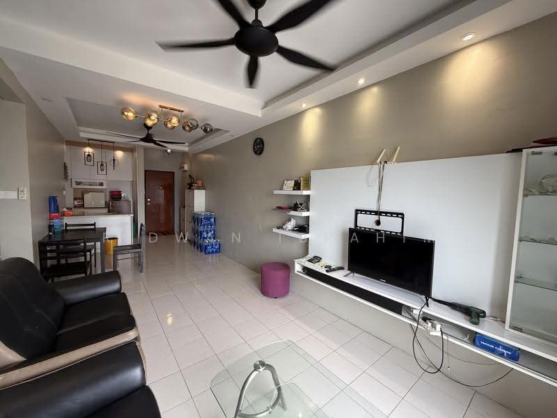 Kondominium untuk Dijual di Park Avenue - Ridwan Ibrahim - Living Room - PropertyGuru.com.my