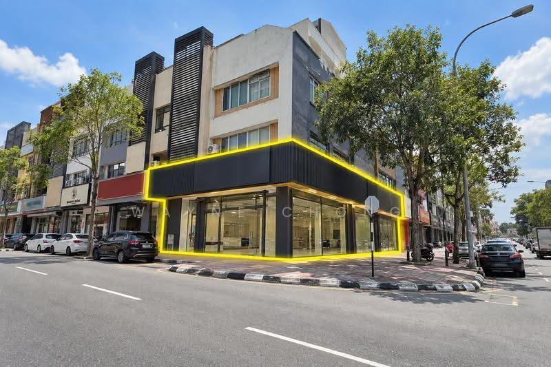 Shop for Sale in Batu Caves (Selangor) - Wayne Chong - Exterior - PropertyGuru.com.my