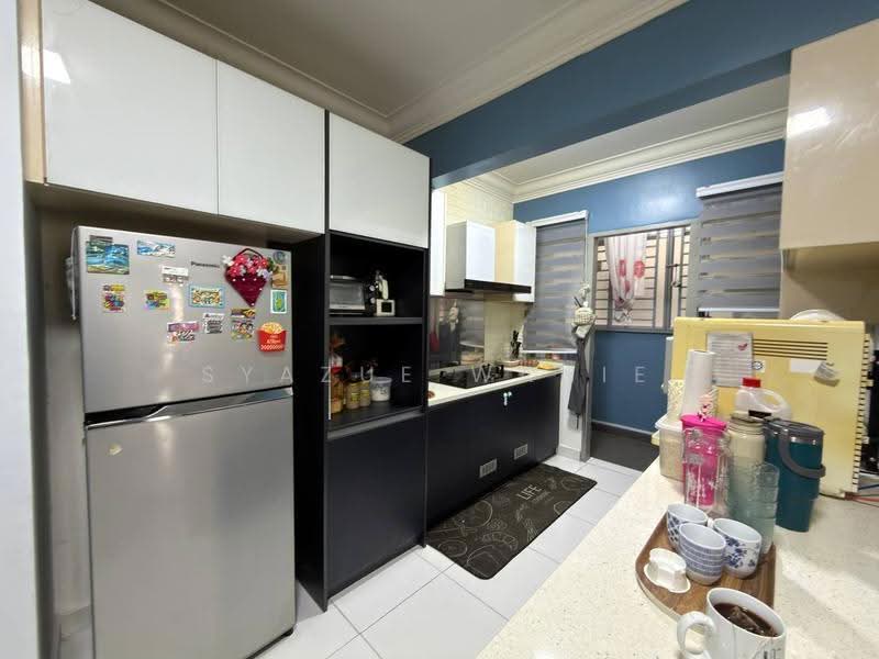 Pangsapuri untuk Dijual di Gapura Bayu - Syazue Wanie - Kitchen - PropertyGuru.com.my