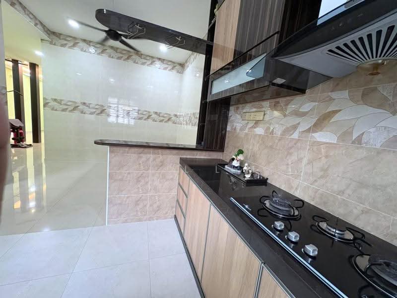 Rumah Teres 1-Tingkat untuk Dijual di Taman Bestari Indah (Ulu Tiram) - Karl Lim - Kitchen - PropertyGuru.com.my