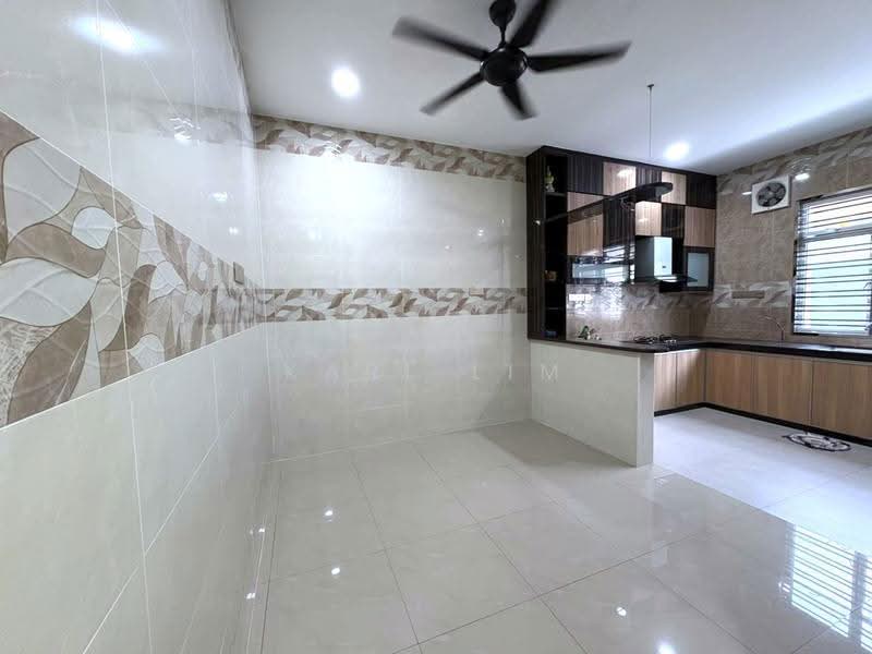 Rumah Teres 1-Tingkat untuk Dijual di Taman Bestari Indah (Ulu Tiram) - Karl Lim - Kitchen - PropertyGuru.com.my