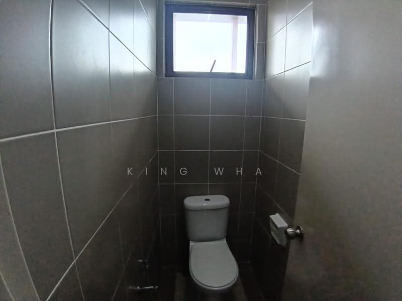 Shop / Office for Rent in Taman Melawati (Ulu Kelang) - King Wha - Bathroom - PropertyGuru.com.my