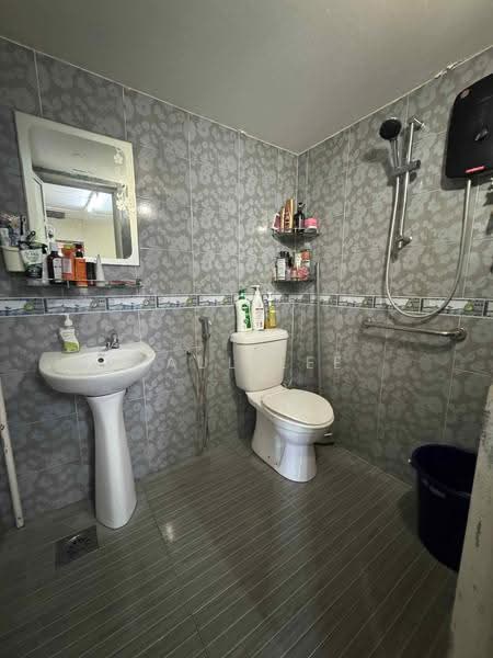 Cluster House for Sale in Shah Alam (Selangor) - Paul Lee - Bathroom - PropertyGuru.com.my