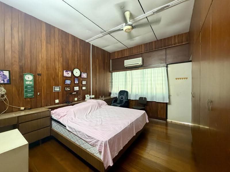 Rumah Berkembar untuk Dijual di Island Park (Jelutong) - Sam Ooi - Bedroom - PropertyGuru.com.my
