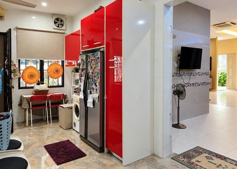 Semi-Detached House for Sale in D'Kayangan (Shah Alam) - Eryna Sairy - PropertyGuru.com.my