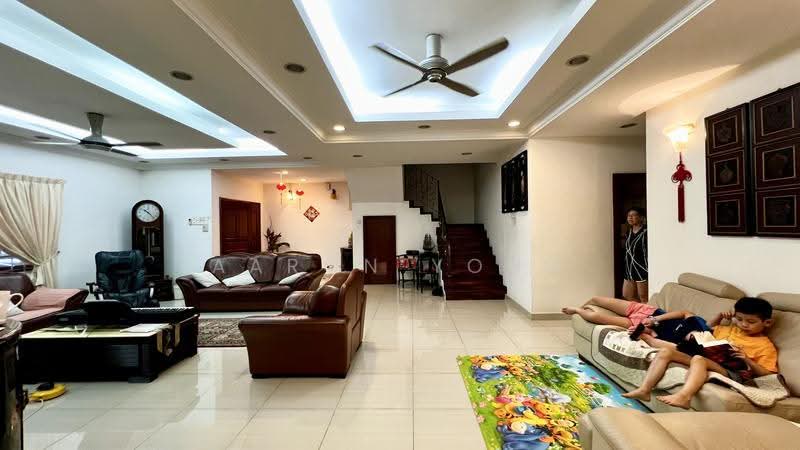 Semi-Detached House for Sale in Taman Yarl (Jalan Klang Lama (Old Klang Road)) - Aaron Yong - Living Room - PropertyGuru.com.my