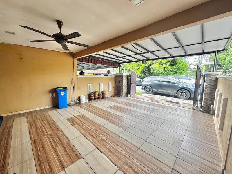 2-storey Terraced House for Sale in Bandar Saujana Putra (Tanjong Duabelas) - Mohammad Din Majid - Exterior - PropertyGuru.com.my