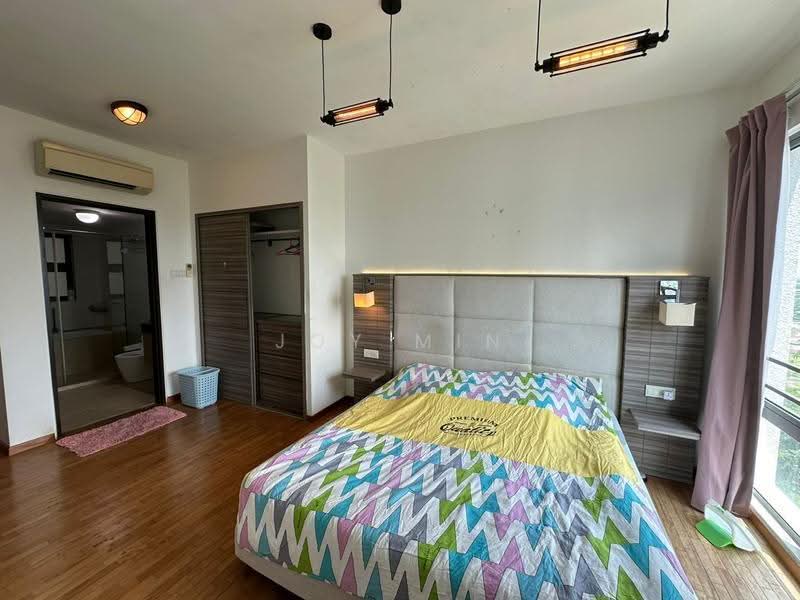 Apartment for Rent at Molek Pine 3 - Joy Min - Bedroom - PropertyGuru.com.my