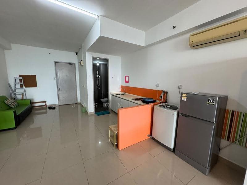 Kediaman Servis untuk Disewa di First Subang (SS 15 Courtyard) - Jason Low - Living Room - PropertyGuru.com.my