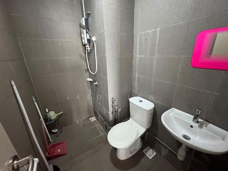 Kediaman Servis untuk Disewa di First Subang (SS 15 Courtyard) - Jason Low - Bathroom - PropertyGuru.com.my