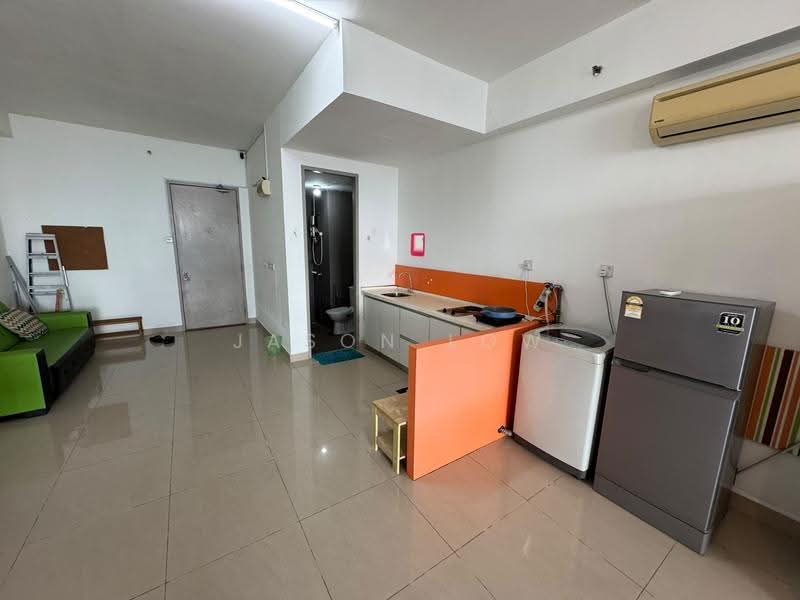 Kediaman Servis untuk Disewa di First Subang (SS 15 Courtyard) - Jason Low - Living Room - PropertyGuru.com.my