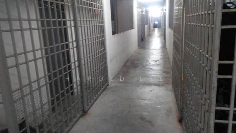 Pangsapuri untuk Dijual di Taman Alor Vista - Harold Lee - Corridor - PropertyGuru.com.my