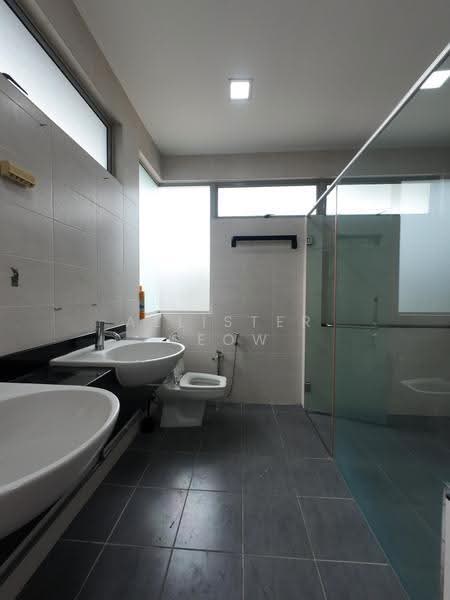 Semi-Detached House for Sale in Bandar Botanic (Klang) - Allister Seow - Bathroom - PropertyGuru.com.my