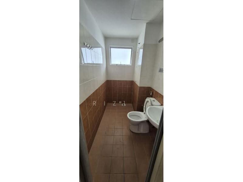 Kondominium untuk Disewa di Pearl Avenue - RIZ1 . - Bathroom - PropertyGuru.com.my
