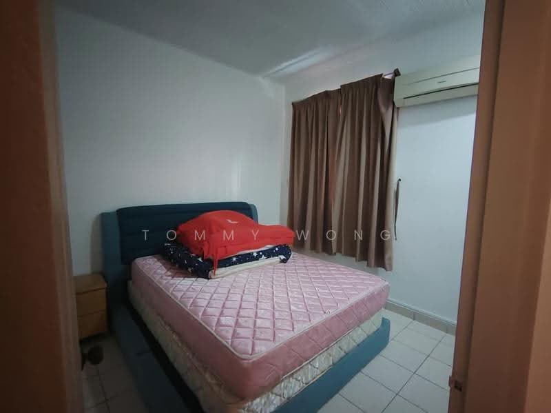 2-storey Terraced House for Sale in Kota Kinabalu (Sabah) - Tommy Wong - Bedroom 3 - PropertyGuru.com.my