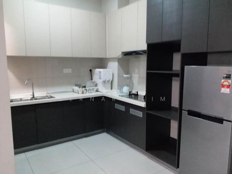 Condominium for Sale at Amberside @ Country Garden Danga Bay - Bernard Lim - Kitchen - PropertyGuru.com.my