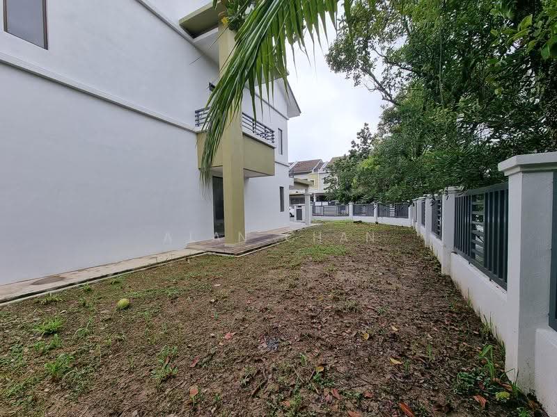 2-storey Terraced House for Sale in 16 Sierra (Puchong) - Alan Chan - Exterior - PropertyGuru.com.my