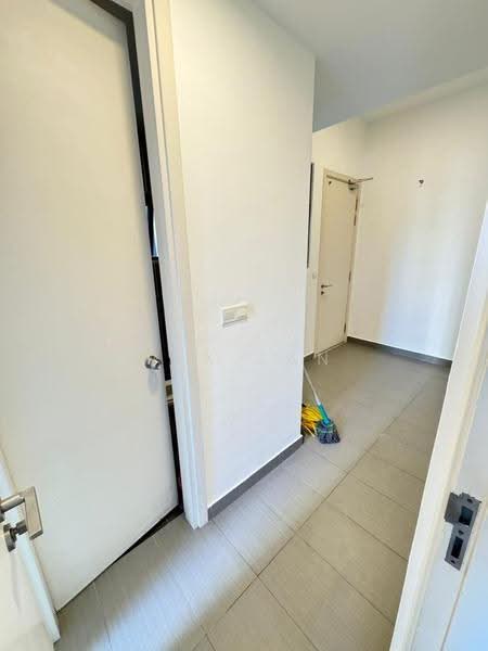 Kondominium untuk Disewa di Concerto North Kiara - Rex Tan - Corridor - PropertyGuru.com.my