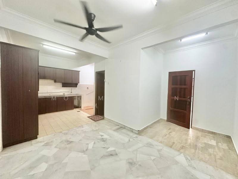 2-storey Terraced House for Sale in Usj 22 (Subang Jaya) - Mohammad Din Majid - Kitchen - PropertyGuru.com.my