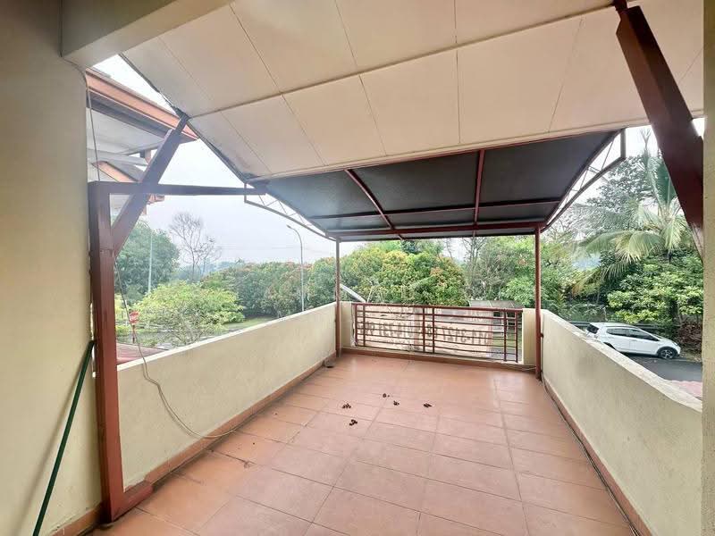 2-storey Terraced House for Sale in Usj 22 (Subang Jaya) - Mohammad Din Majid - Balcony - PropertyGuru.com.my