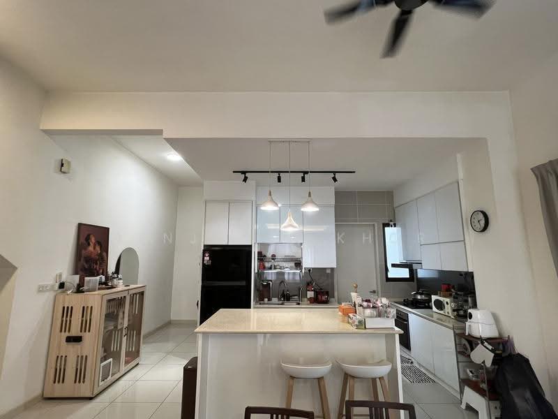 Townhouse for Rent in 16 Sierra (Puchong) - Benjamin Khor - Kitchen - PropertyGuru.com.my
