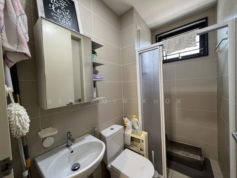 Townhouse for Rent in 16 Sierra (Puchong) - Benjamin Khor - Bathroom - PropertyGuru.com.my