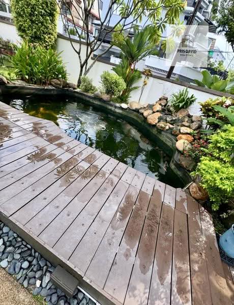 Semi-Detached House for Sale in Taman Yarl (Jalan Klang Lama (Old Klang Road)) - Priscilla David - Garden - PropertyGuru.com.my
