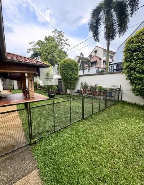 Semi-Detached House for Sale in Taman Yarl (Jalan Klang Lama (Old Klang Road)) - Priscilla David - Exterior - PropertyGuru.com.my