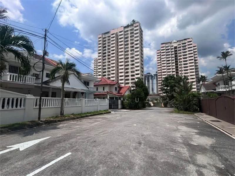 Semi-Detached House for Sale in Taman Yarl (Jalan Klang Lama (Old Klang Road)) - Alice Kuon - Exterior - PropertyGuru.com.my
