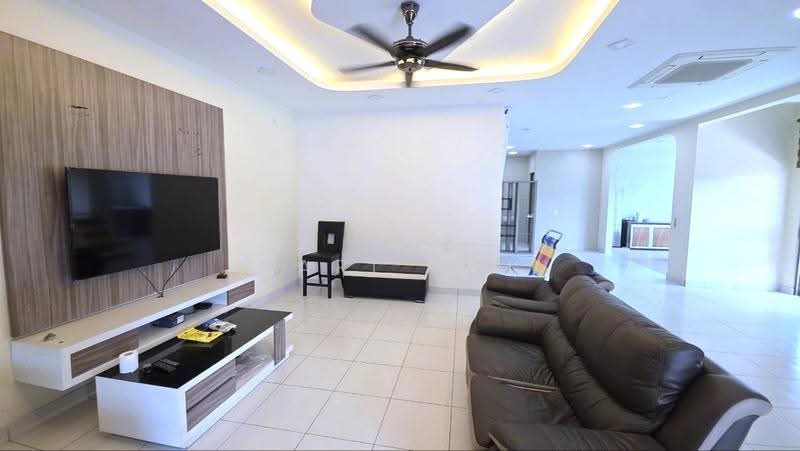 Cluster House for Sale in Taman Sutera Utama (Skudai) - Karl Lim - Living Room - PropertyGuru.com.my