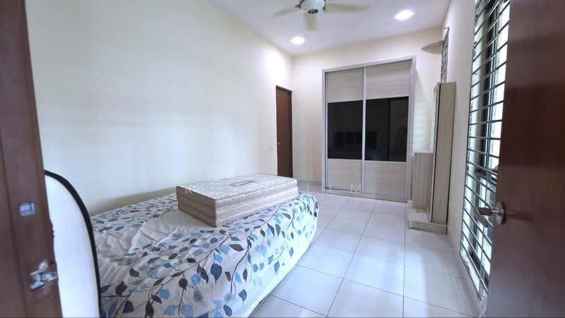 Cluster House for Sale in Taman Sutera Utama (Skudai) - Karl Lim - Bedroom - PropertyGuru.com.my