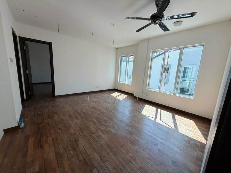 Rumah Berkembar untuk Disewa di Taman Equine (Seri Kembangan) - HL Lau - Interior - PropertyGuru.com.my