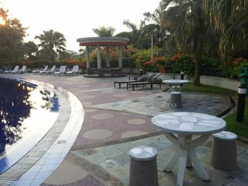 Condominium for Sale at Country Tower Condominium - Bernard Lim - Pool - PropertyGuru.com.my