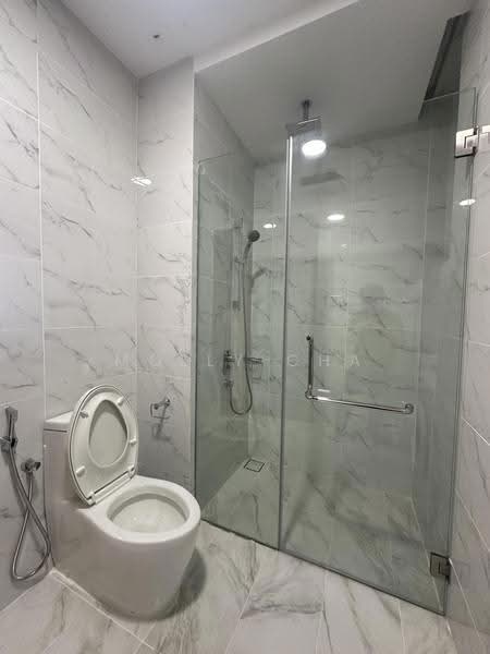 Service Residence for Rent at Met 1 Residences - Molly Cha - Bathroom - PropertyGuru.com.my