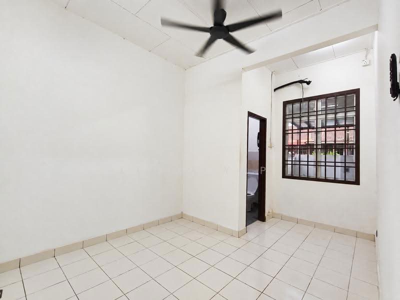 Rumah Teres 1-Tingkat untuk Dijual di Taman Pulai Jaya (Kulai) - Linga Yap - Interior - PropertyGuru.com.my
