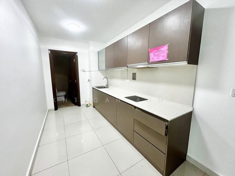 Service Residence for Rent at Regalia Residence - Akhtiqah Ahmad - Kitchen - PropertyGuru.com.my