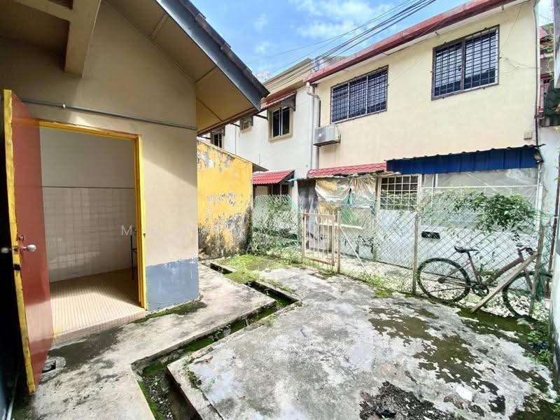 2-storey Terraced House for Sale in Taman Puchong Perdana (Puchong) - Mohammad Din Majid - Exterior - PropertyGuru.com.my