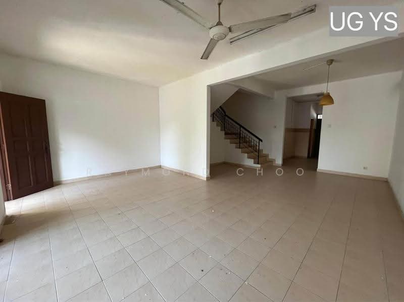 2-storey Terraced House for Sale in Klang (Selangor) - Raymond Choo - Living Room - PropertyGuru.com.my