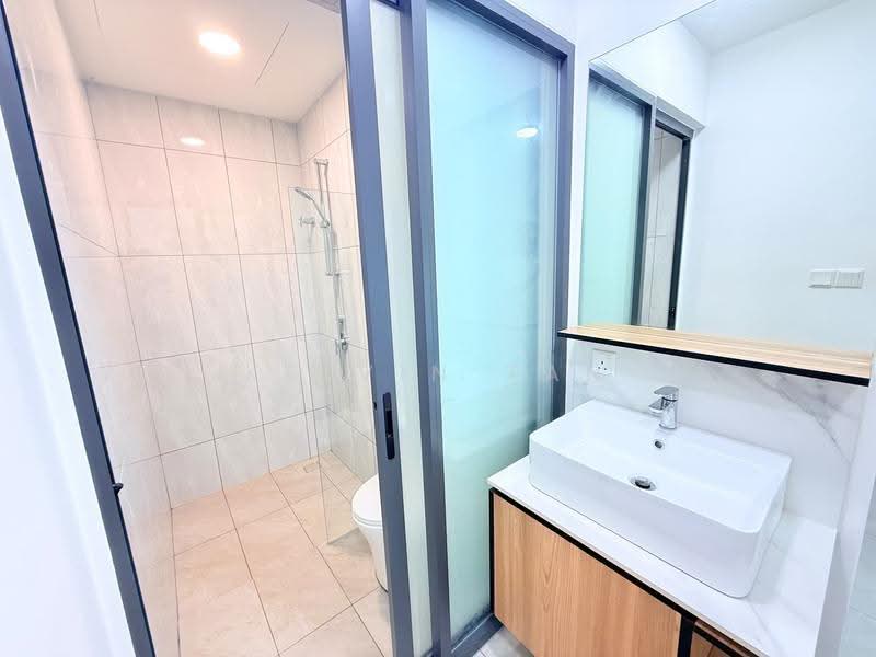 Service Residence for Rent at Savana @ Utropolis - Kelvin Tan - Bathroom - PropertyGuru.com.my
