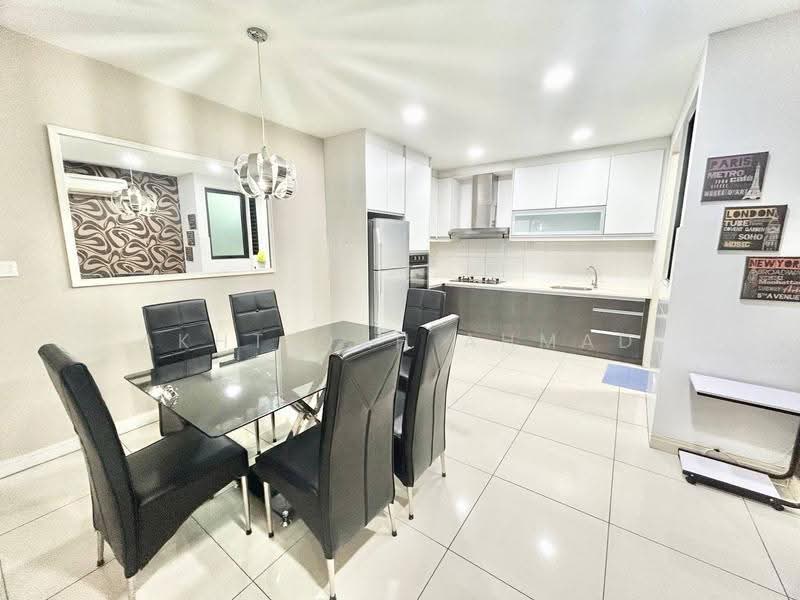 Service Residence for Rent at Setia SKY Residences - Akhtiqah Ahmad - Dining Room - PropertyGuru.com.my