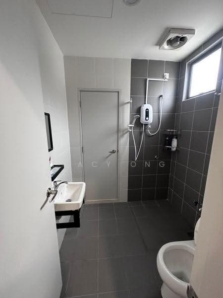 Rumah Teres 2-Tingkat untuk Dijual di Taman Bestari Perdana (Pasir Gudang) - Tracy Ong - Bathroom - PropertyGuru.com.my